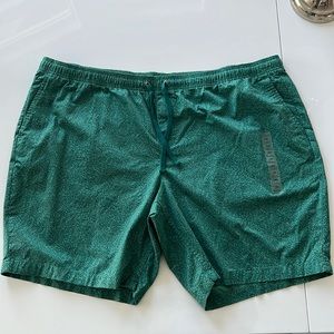 Free Assembly XXXL green shorts